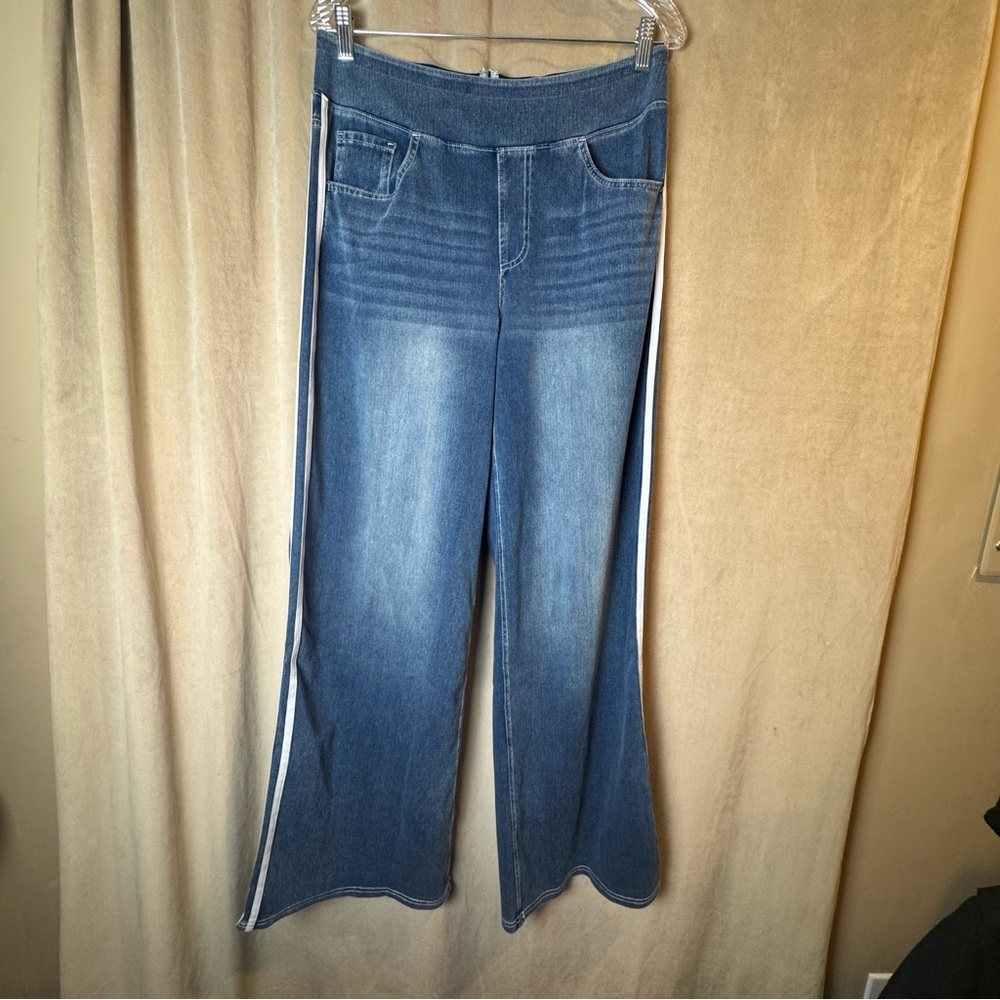 HALARA‎ Blue Wide-Leg Jeans with White Side Stripe NWOT Size L